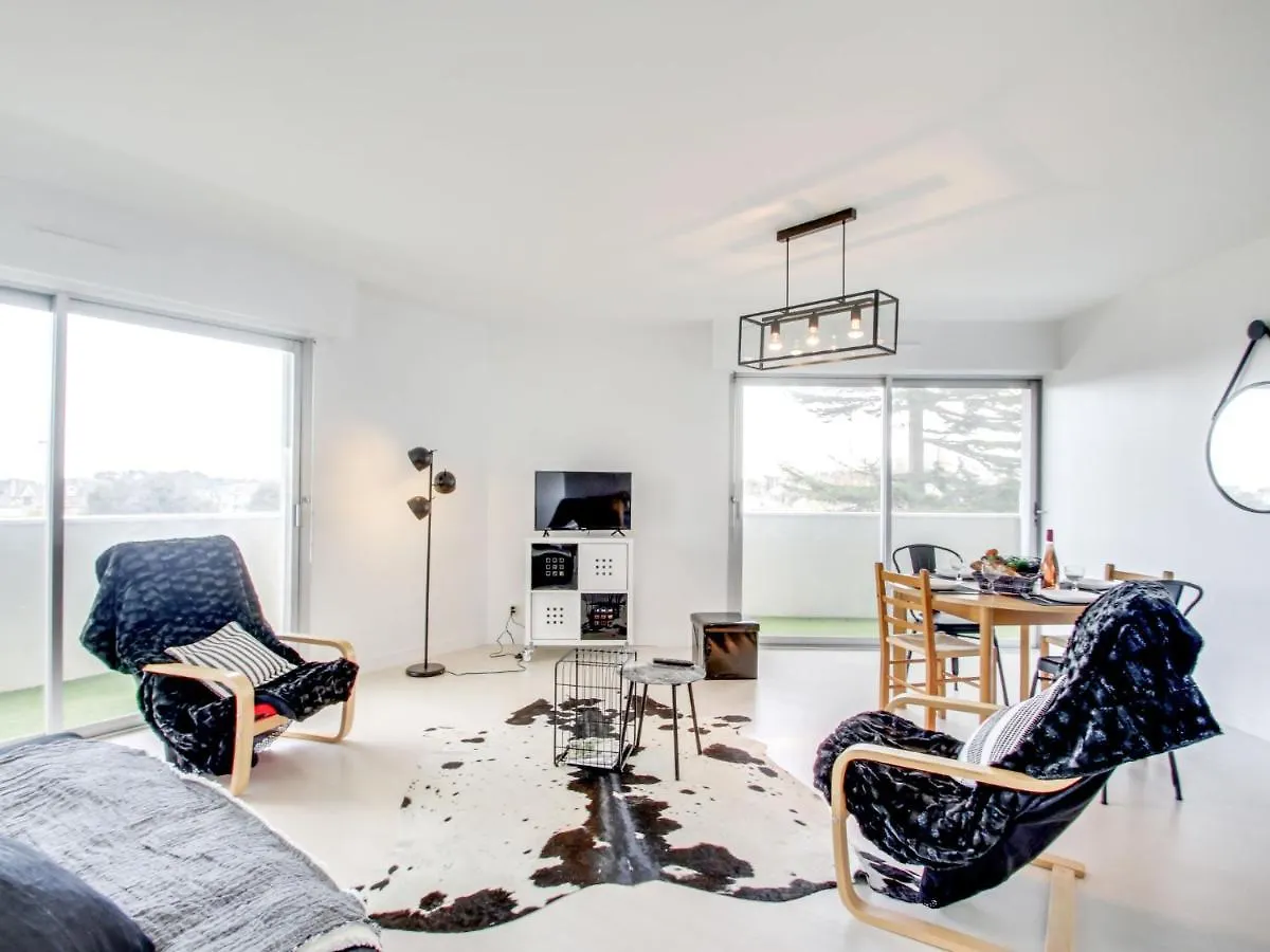 Apartment Port Blanc By Interhome Saint-Lunaire