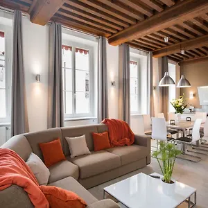 https://lyon-cosy-stay.hotels-rhonealpes.com